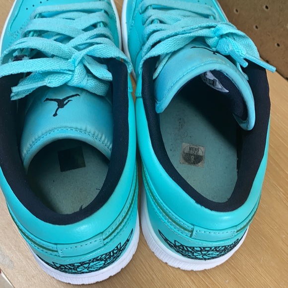 Air Jordan 1 Low Hyper Turquoise Sz 9 Men’s Shoes - Picture 9 of 12